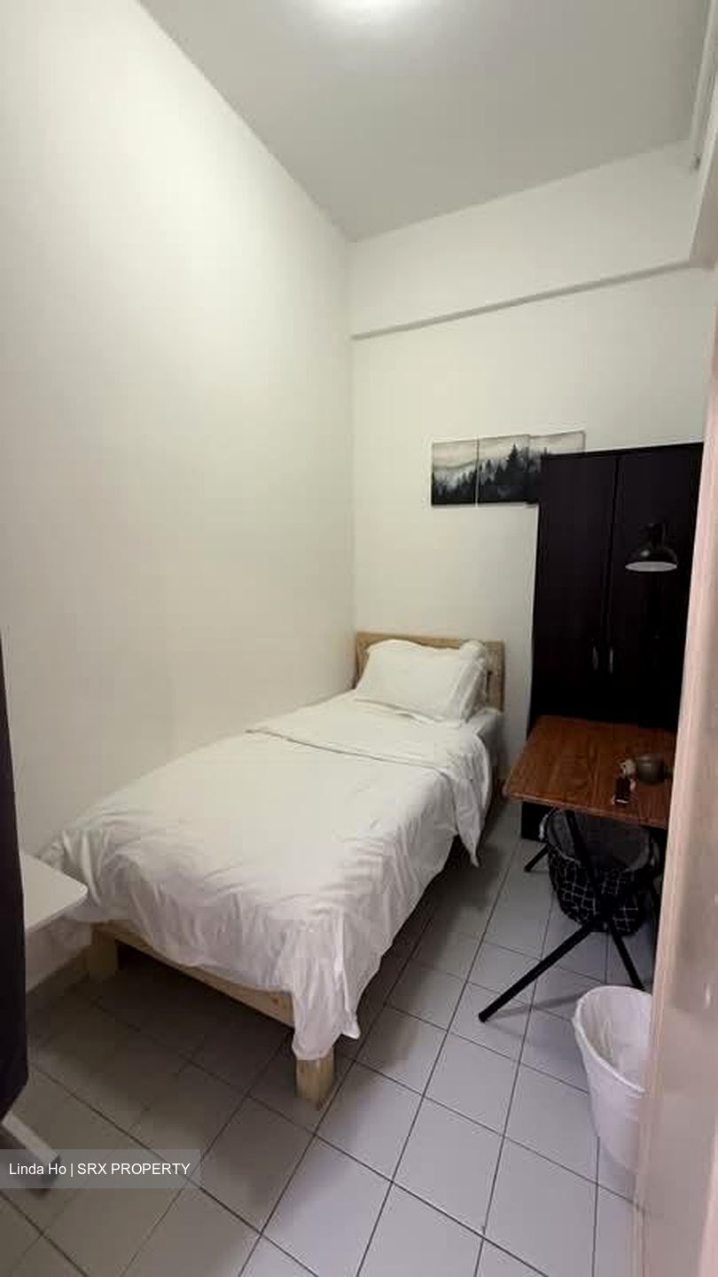 Villa De West (D5), Condominium #574418191